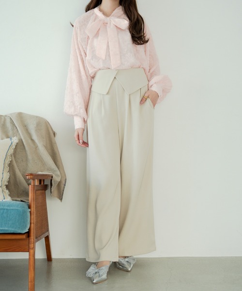 Ambre Neige(アンブルネージュ)の「2way bowtie puff sleeve blouse / 2wayボウタイパフスリーブブラウス(シャツ/ブラウス・レディース・アイボリー/ベビーピンク・FREE)」の6枚目の写真