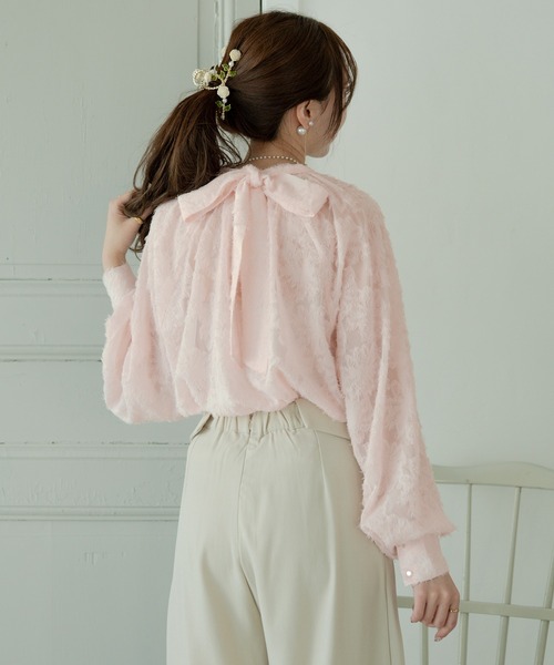 Ambre Neige(アンブルネージュ)の「2way bowtie puff sleeve blouse / 2wayボウタイパフスリーブブラウス(シャツ/ブラウス・レディース・アイボリー/ベビーピンク・FREE)」の4枚目の写真