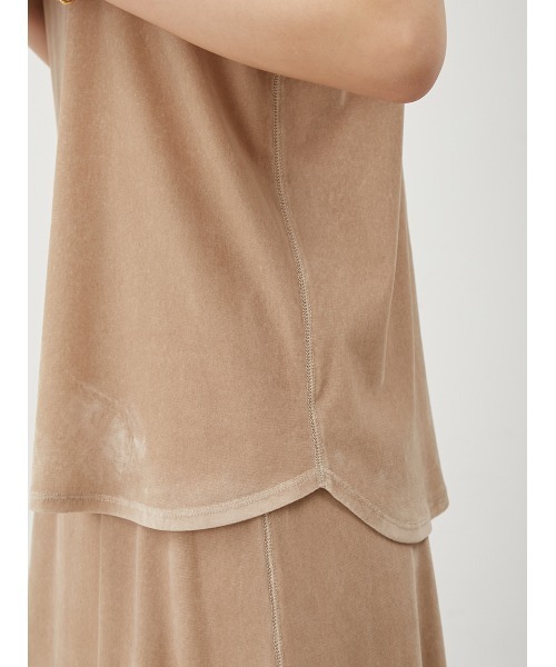 Mila Owen(ミラオーウェン)の「フロッキーベロアビッグタンクトップス(タンクトップ・レディース・チャコールグレー/ライム/ベージュ・FREE)」の12枚目の写真