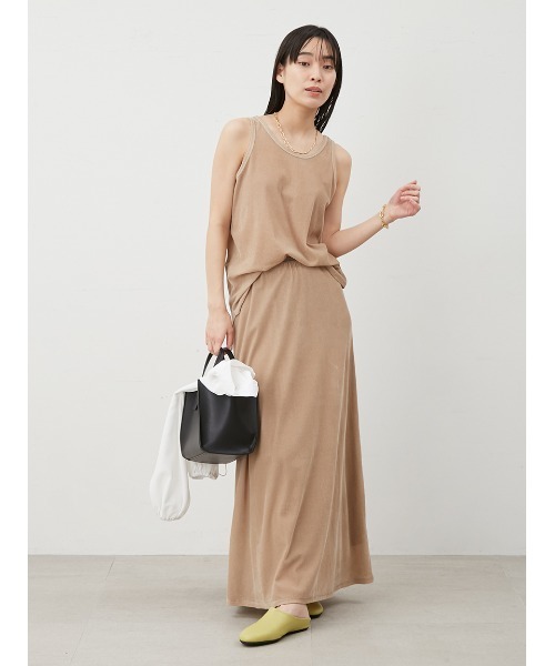 Mila Owen(ミラオーウェン)の「フロッキーベロアビッグタンクトップス(タンクトップ・レディース・チャコールグレー/ライム/ベージュ・FREE)」の14枚目の写真