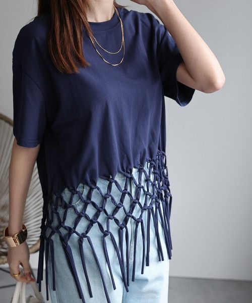 CREARE -LINO-(クレアーレリノ)の「〈レディース商品〉フリンジTシャツ(Tシャツ/カットソー・レディース・ネイビー/ホワイト/ブラック/グレー・FREE)」の7枚目の写真