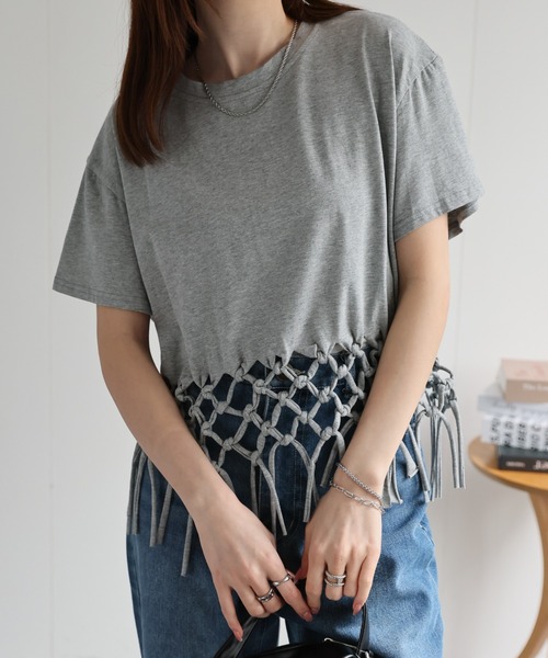 イタリアブランドレリッシュ袖リボンフリンジTシャツサイズS新品未使用 セール】〈レディース商品〉フリンジTシャツ（Tシャツ