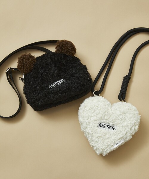 BASICKS × OUTDOOR PRODUCTS ハートミニショルダーバッグ BASICKS（ベイシックス）の「BASICKS × OUTDOOR PRODUCTS