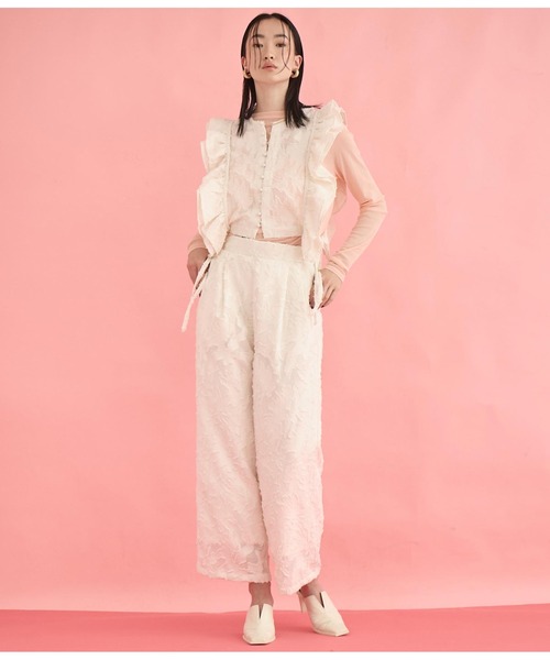 Settimissimo（セッティミッシモ）の「フリンジジャガード ラッフルスリーブ ジレ（ベスト・レディース・アイボリー/ブラック・FREE）」の5枚目の写真