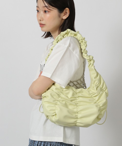 LAKOLE（ラコレ）の「ギャザーラウンドショルダーバッグ / 325803（ショルダーバッグ・レディース・イエロー/ブラック/オフホワイト・FREE）」の3枚目の写真