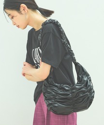 LAKOLE | ギャザーラウンドショルダーバッグ / 325803(ショルダーバッグ)