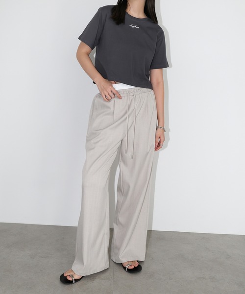 andme（アンドミー）の「ワンポイントエンブロイダリーミニTシャツ（Tシャツ/カットソー・レディース・スミクロ/ベージュ/ミント/ホワイト×ホワイト/ホワイト×レッド・M/L）」の18枚目の写真