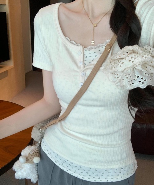 SHEPP(シープ)の「【お気に入り数2300人突破!】レース フェイクレイヤード ヘンリーネック 半袖Tシャツ(Tシャツ/カットソー・レディース・ブルー/アイボリー・M/L)」の3枚目の写真