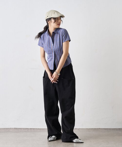 WHO'S WHO gallery（フーズフーギャラリー）の「【新色追加】アソートコンパクトダーツシャツ（シャツ/ブラウス・レディース・ベージュ/ネイビー/ブルー/ブラウン/ブラック・FREE）」の7枚目の写真