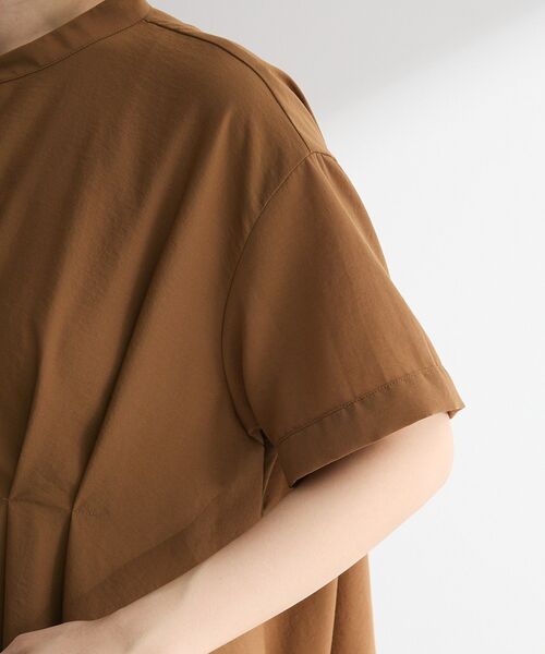 Green　Parks（グリーンパークス）の「ウエストタックシャツチュニック（チュニック・レディース・オフホワイト/ブラック/キャメル/オレンジ・FREE）」の15枚目の写真