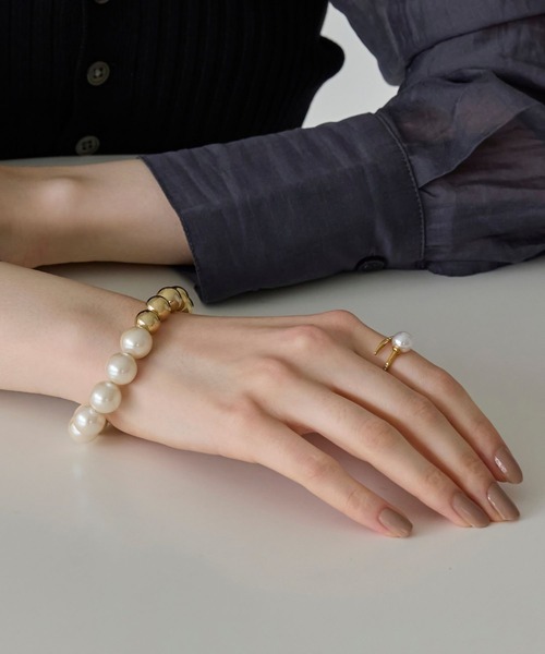 Phoebe(フィービィー)の「【金属アレルギー対応】ドローラップパールビジューリング(リング・レディース・シルバー/イエローゴールド・FREE)」の20枚目の写真