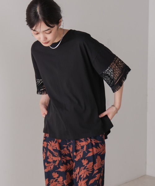 Bou Jeloud(ブージュルード)の「レーススリーブTシャツ(Tシャツ/カットソー・レディース・オフホワイト/ブラウン/ブラック・FREE)」の15枚目の写真