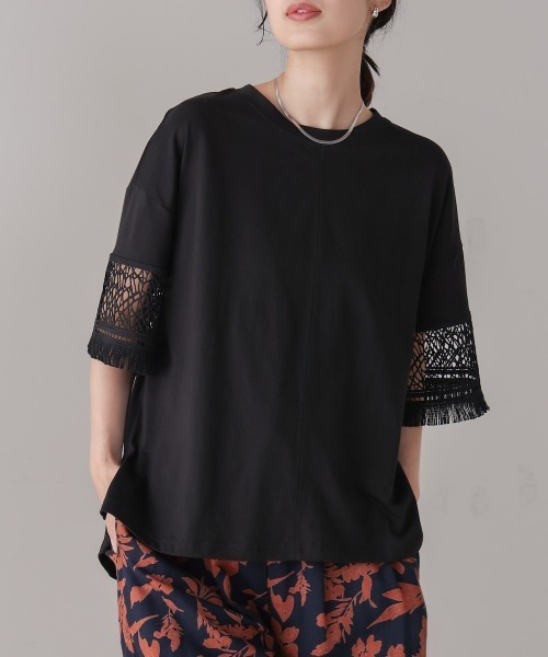 Bou Jeloud(ブージュルード)の「レーススリーブTシャツ(Tシャツ/カットソー・レディース・オフホワイト/ブラウン/ブラック・FREE)」の19枚目の写真