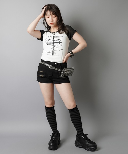 SPINNS（スピンズ）の「ギャルがリバイバル☆ダブルジップデニムショートパンツ/2サイズ展開（デニムパンツ・レディース・ブルー/ブラック・S/M）」の7枚目の写真