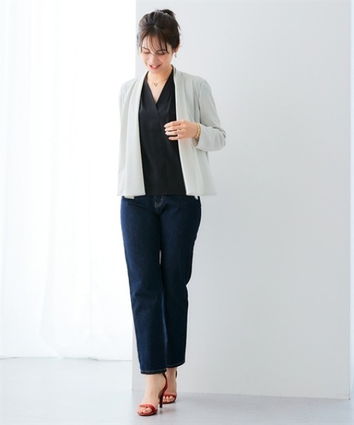7days Life Styling(セブンデイズライフスタイリング)の「ストレッチショルダータックVネックフレンチスリーブブラウス とろみシリーズ(シャツ/ブラウス・レディース・オフホワイト/ブラック/モカ・M/L/LL)」の8枚目の写真