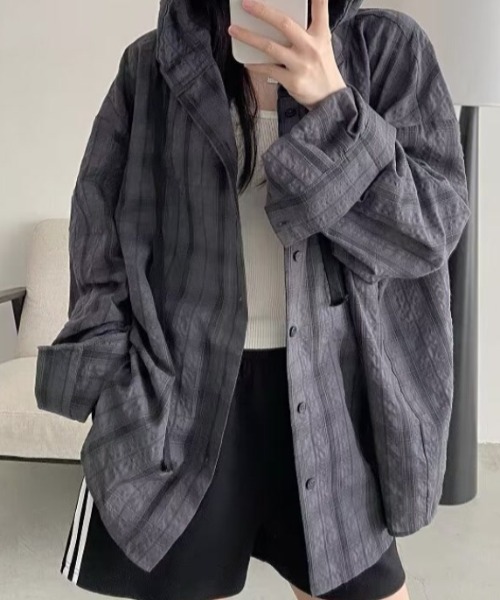 Achic(アシック)の「フード付きシアーチェックシャツ(シャツ/ブラウス・レディース・ホワイト/グレー・M)」の12枚目の写真