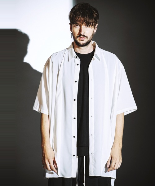 NO ID.(ノーアイディ)の「【NO ID.】Squid Half Sleeve Long Shirt / Squid ハーフ スリーブ ロング シャツ(シャツ/ブラウス・メンズ・グレー/ブラック/ホワイト・ONE SIZE)」の4枚目の写真