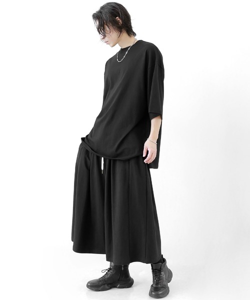 minsobi（ミンソビ）の「タックボリュームワイドバミューダ（その他パンツ・メンズ・ブラック/グレー・FREE）」の13枚目の写真