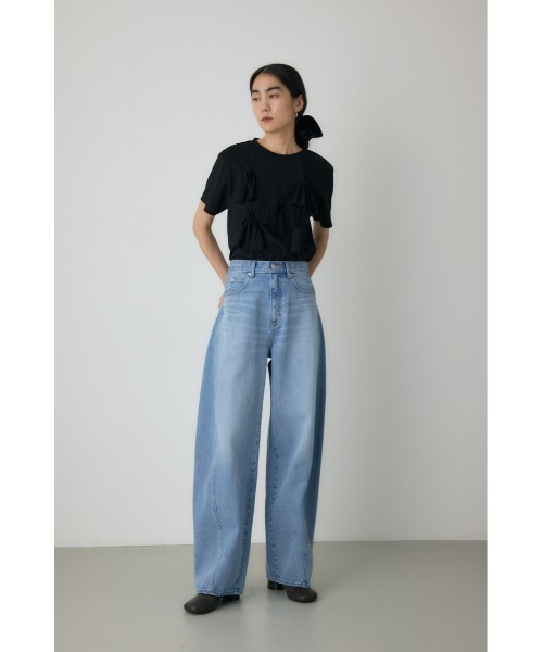 crie conforto（クリーコンフォルト）の「バレルレッグデニム　冬服（デニムパンツ・レディース・ライトブルー/インディゴブルー・MEDIUM/SMALL）」の14枚目の写真