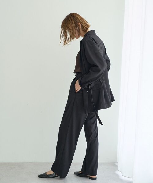 YECCA VECCA（イェッカヴェッカ）の「ウエストデザインワイドストレートパンツ（スラックス・レディース・ストライプ/ブラウン・M/S/M-L）」の19枚目の写真