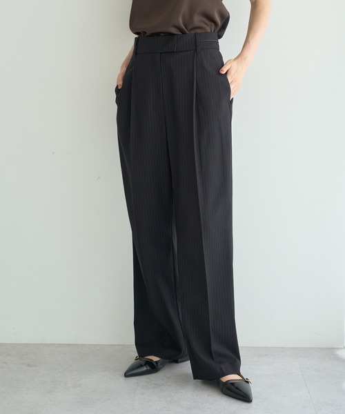 YECCA VECCA（イェッカヴェッカ）の「ウエストデザインワイドストレートパンツ（スラックス・レディース・ストライプ/ブラウン・M/S/M-L）」の4枚目の写真