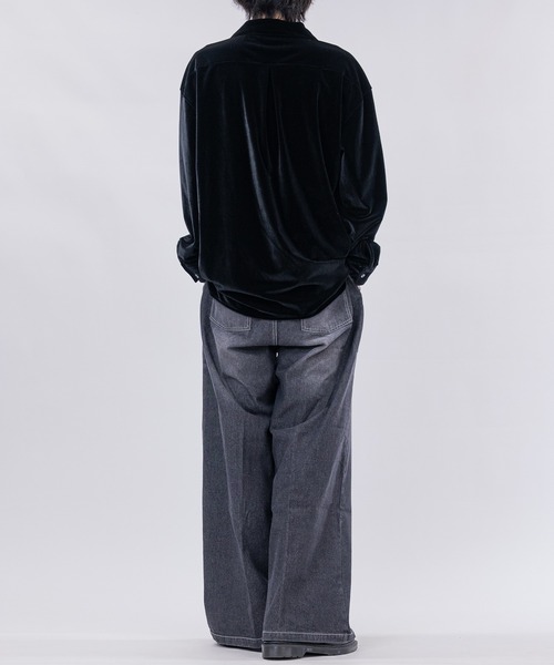 Limited Line Naive Magic（リミテッドラインナイーブマジック）の「【a】〔NAIVE MAGIC〕ルーズサイズ オープンカラー ベロアシャツ（シャツ/ブラウス・メンズ・パープル/ネイビー/ブラック・LARGE/MEDIUM）」の9枚目の写真