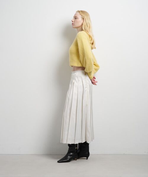 LANVIN en Bleu（ランバンオンブルー）の「フォックスカシミヤパフスリーブニット（ニット/セーター・レディース・ボルドー/イエロー/チャコールグレー/オフホワイト・38）」の6枚目の写真