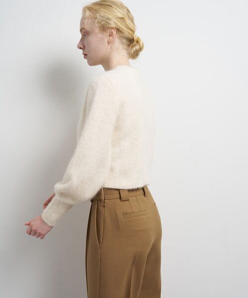 LANVIN en Bleu（ランバンオンブルー）の「フォックスカシミヤパフスリーブニット（ニット/セーター・レディース・ボルドー/イエロー/チャコールグレー/オフホワイト・38）」の15枚目の写真
