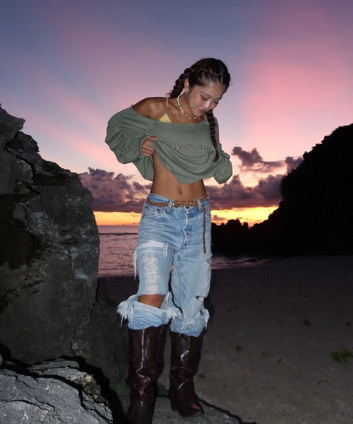 INTER FACTORY（インターファクトリー）の「moeka - SUNOUTFIT オフショルスウェット（スウェット・レディース・リアルツリーカモ/レッド/カーキ・FREE）」の12枚目の写真