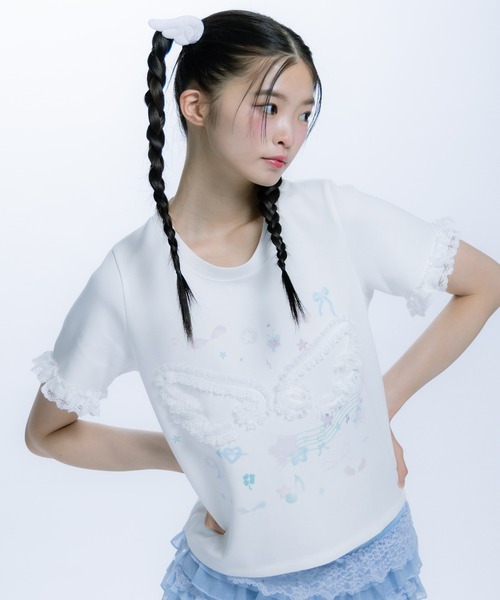 monepine(モネピネ)の「feather lace print Tee/羽レースプリントT(Tシャツ/カットソー・レディース・ホワイト/ライトブルー・1/2)」の18枚目の写真