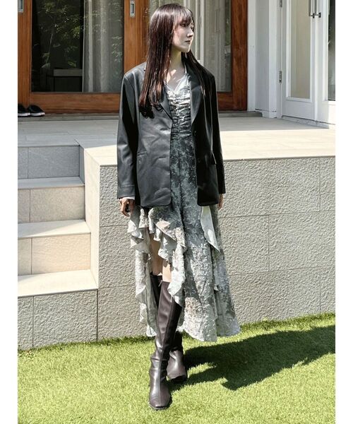 MERCURYDUO（マーキュリーデュオ）の「フェイクレザーオーバージャケット（テーラードジャケット・レディース・ブラック・SMALL/MEDIUM）」の2枚目の写真