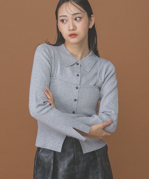 ALAND(エーランド)の「3.3 Field Trip/キャミ付きボタンニット(ニット/セーター・レディース・ブラック/ホワイト×レッド/グレー・FREE)」の3枚目の写真