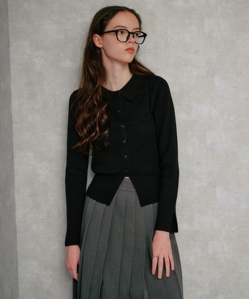 ALAND(エーランド)の「3.3 Field Trip/キャミ付きボタンニット(ニット/セーター・レディース・ブラック/ホワイト×レッド/グレー・FREE)」の7枚目の写真