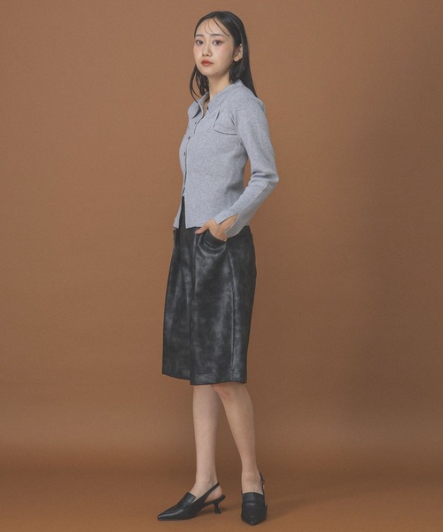 ALAND(エーランド)の「3.3 Field Trip/キャミ付きボタンニット(ニット/セーター・レディース・ブラック/ホワイト×レッド/グレー・FREE)」の15枚目の写真