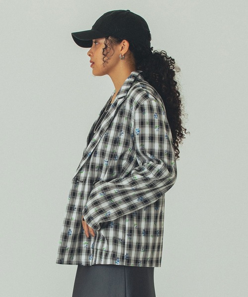 ROSE BUD（ローズバッド）の「(mag.by c)FLOWER PRINT CHECK SHIRT（その他アウター・レディース・ブラウン/ブラック・ONE SIZE）」の4枚目の写真
