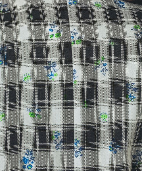 ROSE BUD（ローズバッド）の「(mag.by c)FLOWER PRINT CHECK SHIRT（その他アウター・レディース・ブラウン/ブラック・ONE SIZE）」の10枚目の写真
