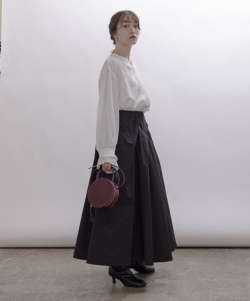 Eimee Law（エイミーロウ）の「プリーツフリルジョーゼットブラウス（シャツ/ブラウス・レディース・ボルドー/オフホワイト/ブラック/サックスブルー・FREE）」の14枚目の写真