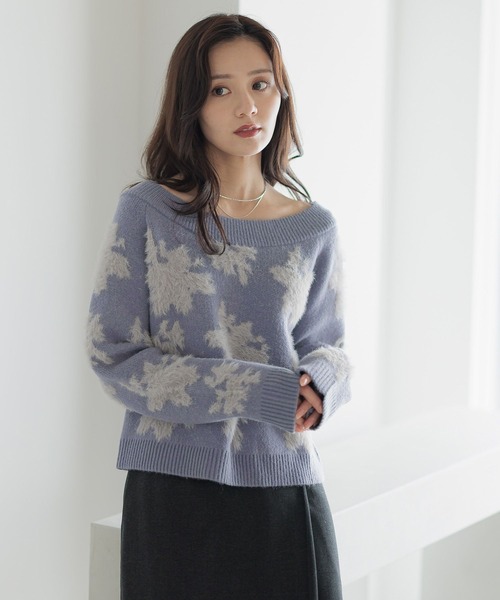 Andemiu（アンデミュウ）の「フラワージャガードオフショルニット586700（ニット/セーター・レディース・グレー/ライトブルー/ライトベージュ・FREE）」の13枚目の写真