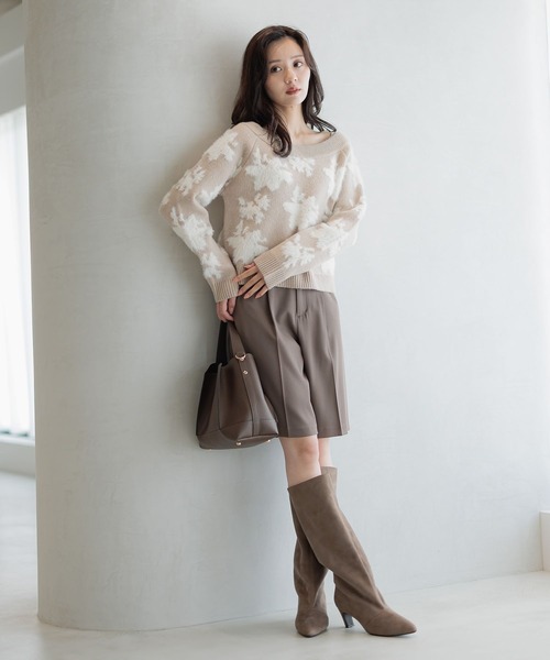 Andemiu（アンデミュウ）の「フラワージャガードオフショルニット586700（ニット/セーター・レディース・グレー/ライトブルー/ライトベージュ・FREE）」の17枚目の写真