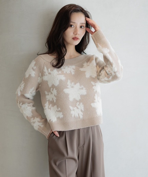 Andemiu（アンデミュウ）の「フラワージャガードオフショルニット586700（ニット/セーター・レディース・グレー/ライトブルー/ライトベージュ・FREE）」の18枚目の写真