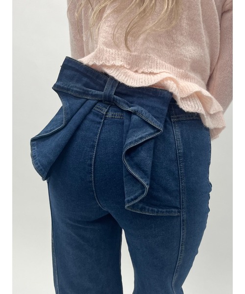 MORE self LOVE(モアセルフラブ)の「バックリボンデニム(デニムパンツ・レディース・ブルー・FREE)」の2枚目の写真