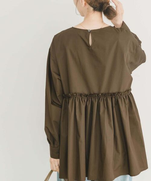 ITEMS URBANRESEARCH（アイテムズ アーバンリサーチ）の「ウエストギャザーブラウス（シャツ/ブラウス・レディース・ブラウン/ストライプ/ブラック・FREE）」の17枚目の写真