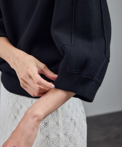 SALON adam et rope'（サロン アダム エ ロペ）の「【WEB限定】スウェットライクフォルムニットプルオーバー（ニット/セーター・レディース・ブラック/ブラウン/グレー・FREE）」の10枚目の写真