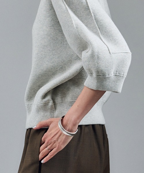 SALON adam et rope'（サロン アダム エ ロペ）の「【WEB限定】スウェットライクフォルムニットプルオーバー（ニット/セーター・レディース・ブラック/ブラウン/グレー・FREE）」の13枚目の写真