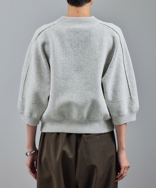 SALON adam et rope'（サロン アダム エ ロペ）の「【WEB限定】スウェットライクフォルムニットプルオーバー（ニット/セーター・レディース・ブラック/ブラウン/グレー・FREE）」の18枚目の写真