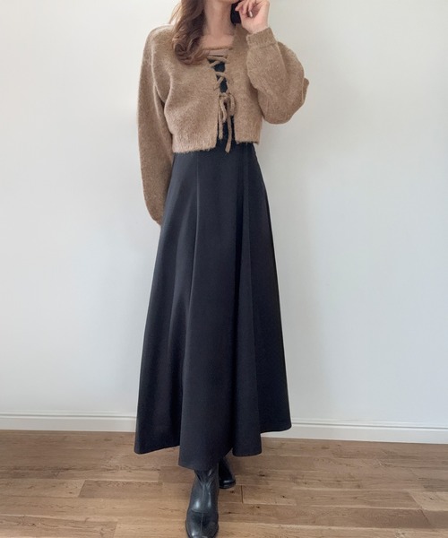 LAUIR（ラウアー）の「レースアップニットトップス+フレアワンピースセット[高身長サイズMT/低身長サイズS有り]（ワンピース・レディース・アイボリー/チャコール/モカ・SMALL/MEDIUM/LARGE/MT）」の14枚目の写真