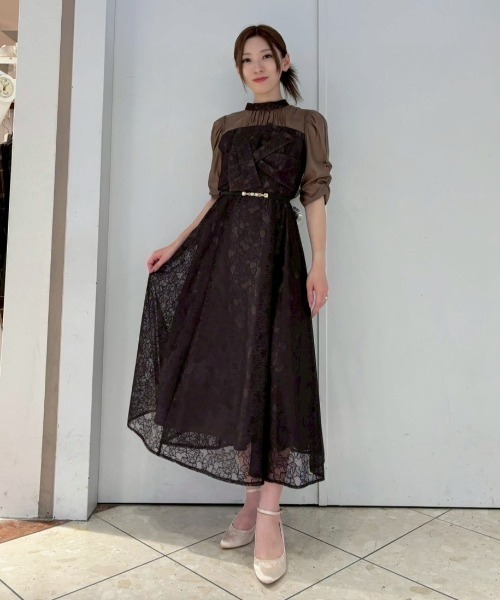 Cupid Heart（キューピッドハート）の「【Cupid Heart】結婚式用！フラワーレースノットデザインドレス（ドレス・レディース・イエロー/ブラウン/ブラック/ブルーグレー・MEDIUM）」の3枚目の写真