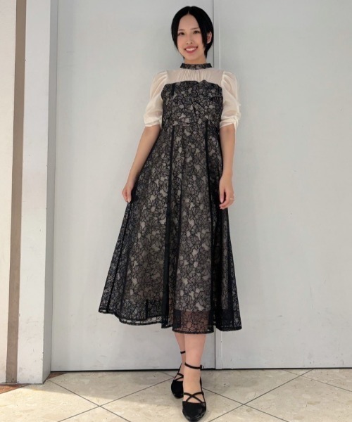 Cupid Heart（キューピッドハート）の「【Cupid Heart】結婚式用！フラワーレースノットデザインドレス（ドレス・レディース・イエロー/ブラウン/ブラック/ブルーグレー・MEDIUM）」の2枚目の写真