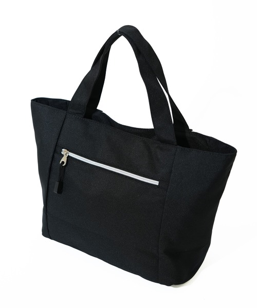 PAUL & JOE ACCESSOIRES(ポールアンドジョーアクセソワ)の「【PAUL & JOE ACCESSOIRES /ポール アンド ジョー アクセソワ 】 CASUAL・PLATE METAL チャーム付きトートバッグ(トートバッグ・レディース・ブラック・FREE)」の6枚目の写真