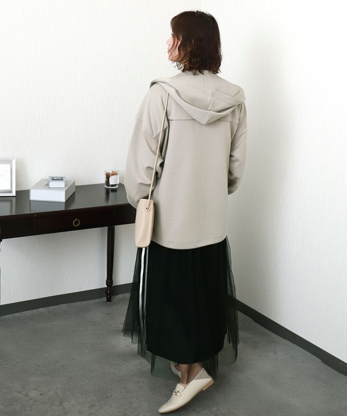 libelle more（リベル モア）の「ダンボールポンチ コクーンスリーブフードジップコート パーカー 体型カバー◎（パーカー・レディース・グレイッシュベージュ/カーキ/モカ/チャコールグレー/ブラック・M）」の11枚目の写真